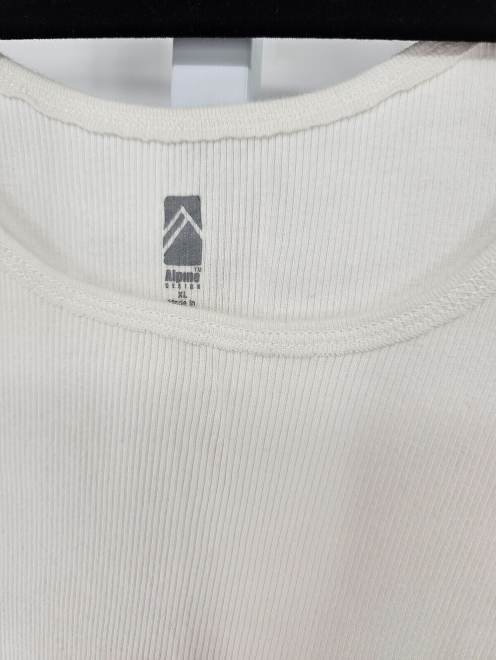 Alpine Design Womens Sz XL Classic Robbed Tank Top Solid White - Picture 2 of 3